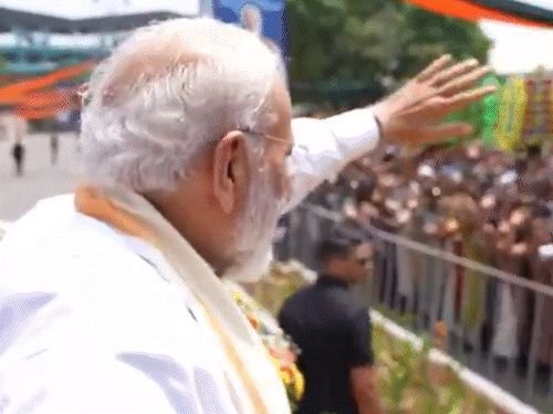 मोदी म्हणाले- काँग्रेसचे युवराज छोट्या चौकटीत अडकले:त्यांना विकास दिसणार नाही; आखातात अडकलेल्या भारतीयांच्या सुरक्षेसाठी आम्ही पूर्ण ताकद लावली