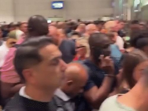 इराण हल्ल्यादरम्यान पीव्ही सिंधू दुबईत अडकली:ऑल इंग्लंड ओपन खेळण्यासाठी बर्मिंगहॅमला जात होती; स्पर्धा 3 मार्चपासून सुरू होईल