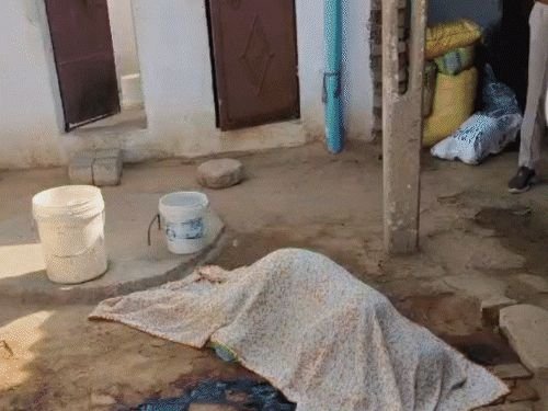 पत्नीच्या नृत्यामुळे संताप...2 मुलांसह कापून टाकले:हत्येनंतर ट्रेनखाली येऊन मृत्यू; पोलिसांनी सांगितले- मुलांनी त्याला पत्नीचा व्हिडिओ पाठवला होता