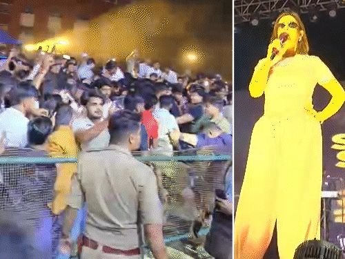 गायिका सुनंदा शर्माच्या शोमध्ये गोंधळ, बॅरिकेडिंग तोडले:बरेलीमध्ये विद्यार्थ्यांचा मंचावर चढण्याचा प्रयत्न; पोलिसांनी पिटाळून लावले