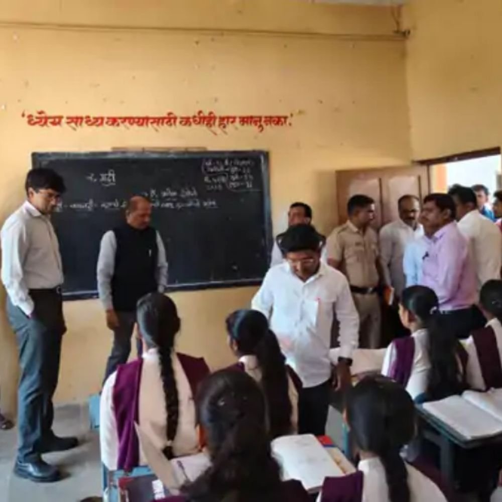 राज्यातील आठ सीईओंना सेवाकर्मी पुरस्कार:हिंगोलीच्या विवेक गायकवाड यांचा समावेश