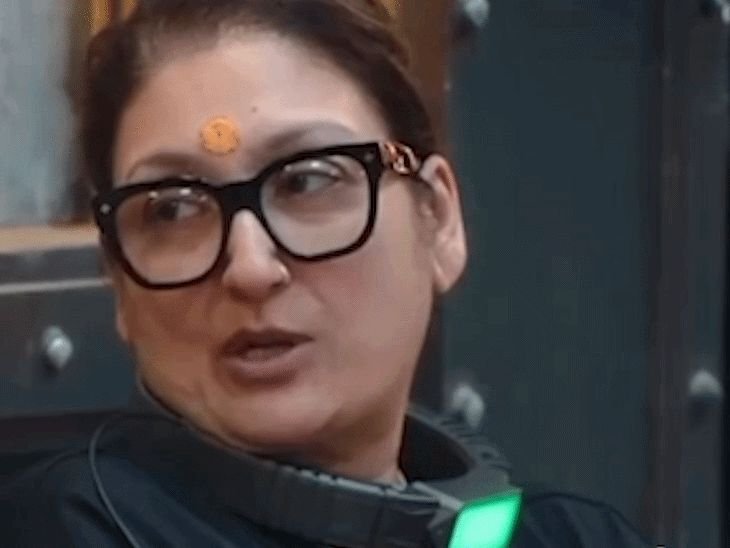 माफी मागण्यासाठी काश्मिरा पाया पडली होती:सुनीता आहुजा समेटावर बोलल्या- रडून रडून माफी मागितली, कृष्णा म्हणाला आमच्याबद्दल चर्चा होतेय