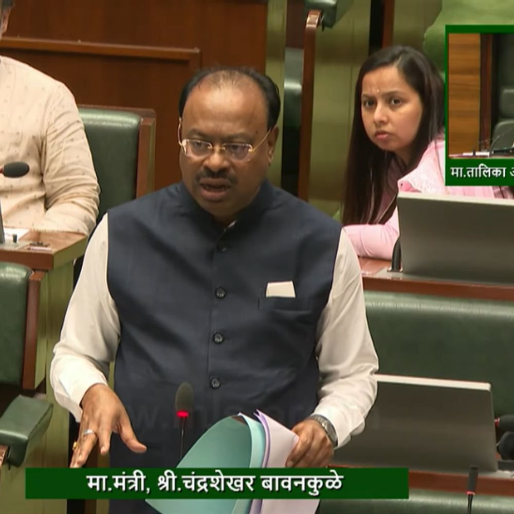 मुंबईत मिळकतीचे फेरफार आता ऑनलाईन:महसूल मंत्री चंद्रशेखर बावनकुळे यांची घोषणा; ३० लाख नागरिकांना दिलासा