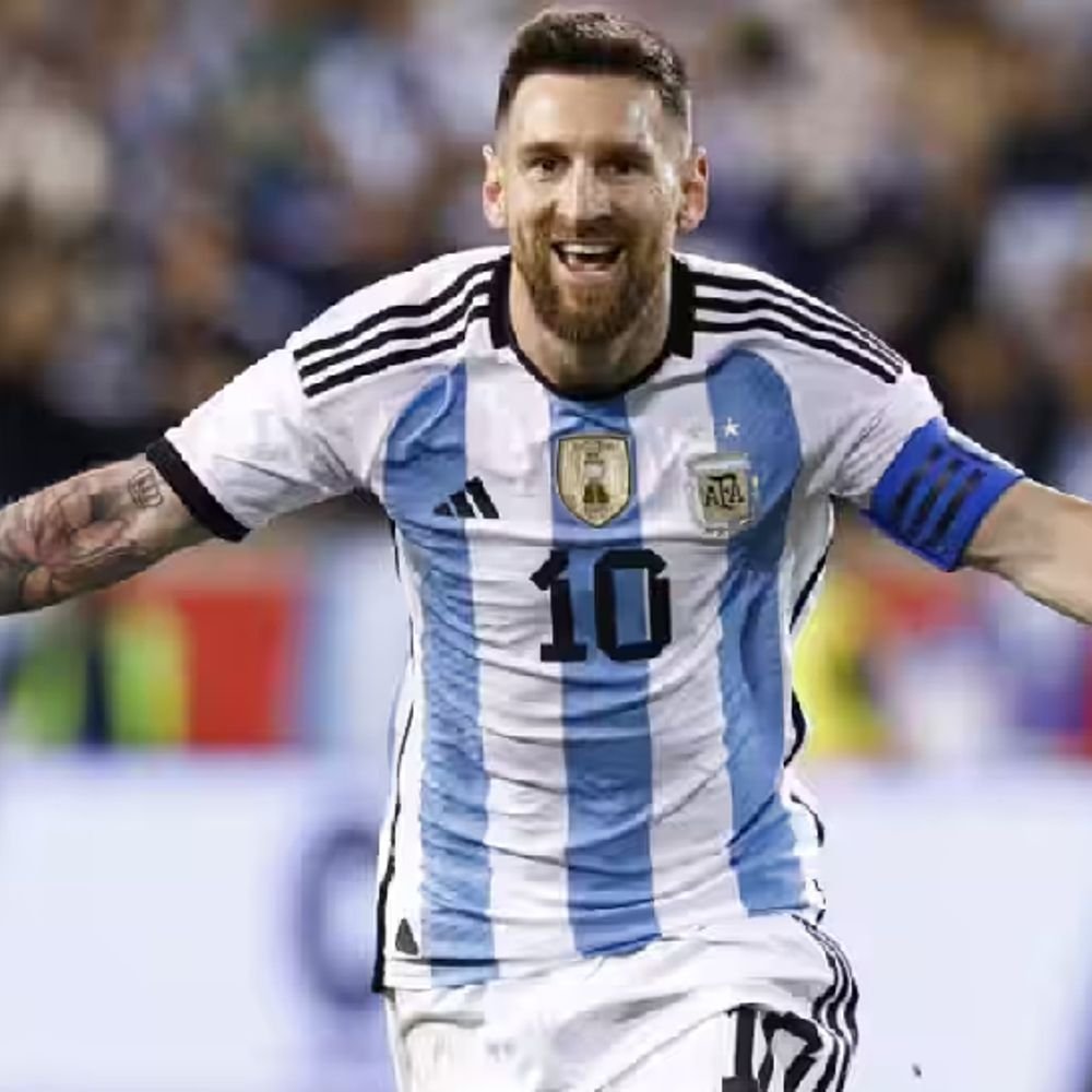 मेस्सीचा खुलासा- स्पेनकडून खेळण्याची ऑफर नाकारली:इंग्रजी न शिकल्याची आजही खंत, म्हटले- यामुळे अनेक मोठ्या लोकांशी मनमोकळे बोलू शकलो नाही