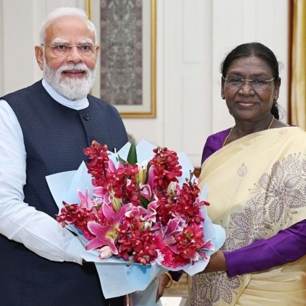 केंद्रीय मंत्रिमंडळाची आज बैठक, काल मोदींनी घेतली राष्ट्रपतींची भेट:मंत्रिमंडळ फेरबदलाची चर्चा; आप, TMC, उद्धव गटाच्या MP ना संधी मिळणार?