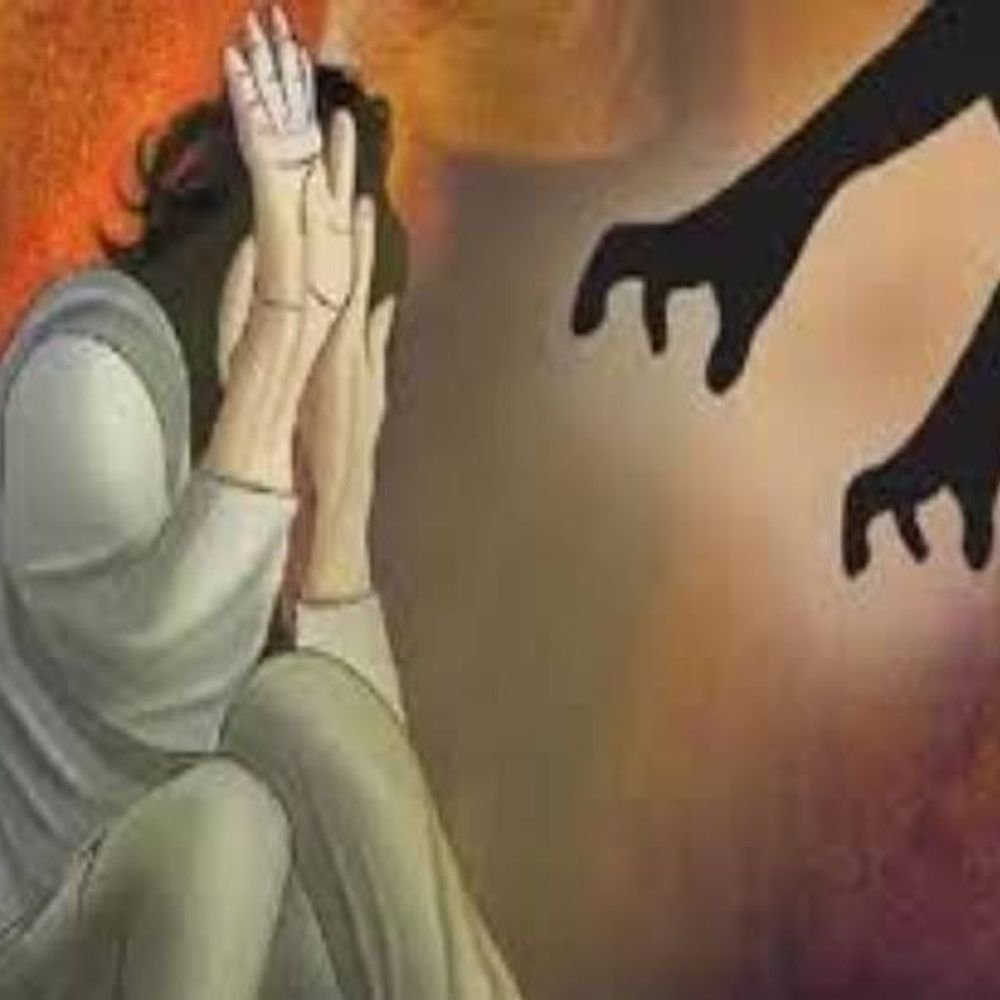 कर्नाटकात होमस्टे अमेरिकन महिलेचा लैंगिक छळ:तीन दिवस डांबून ठेवले, वायफाय कापले, मालकासह दोन अटकेत