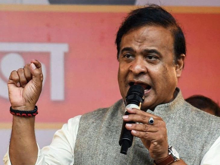 काँग्रेसने म्हटले- आसामच्या मुख्यमंत्र्यांच्या पत्नीचे 3 पासपोर्ट:विचारले- 52,000 कोटी कुठून आले; हिमंता परदेशात पळून जातील, सरमा यांचे उत्तर- मानहानीचा खटला दाखल करू