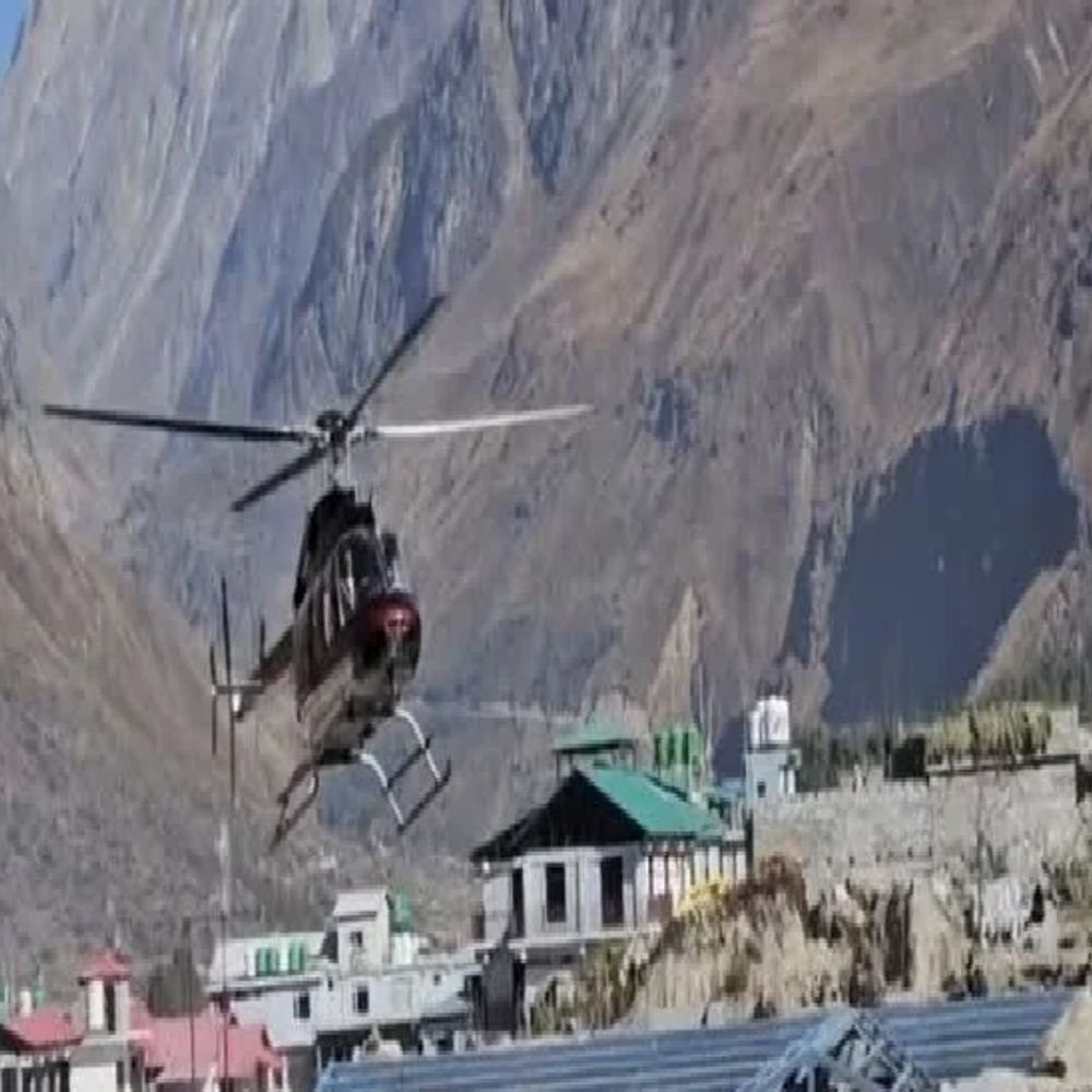 केदारनाथ हेलिकॉप्टर सेवेसाठी महाराष्ट्रातून सर्वाधिक बुकिंग:शटल सेवेने भाविकांची 16 किमीची पायपीट वाचणार