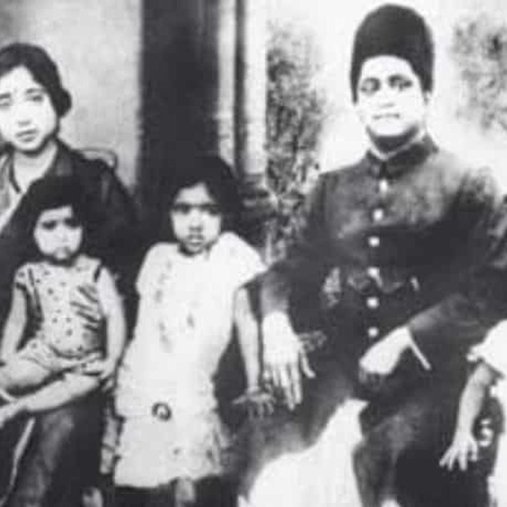 इंदूरमध्ये गेले आशा भोसले यांचे बालपण:सराफाचे गुलाबजामुन आणि रबडीची विशेष आवड; सिहोरच्या शरबती गव्हाच्या पोळ्या पसंत