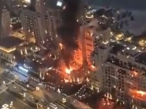 इस्त्रायल-इराण युद्ध; दुबईतील बुर्ज खलिफाजवळ हल्ला:विमानतळ बंद, जगभरातील विमानांवर परिणाम; एअर इंडियाची लंडन, टोरंटो, पॅरिस, शिकागो उड्डाणे रद्द