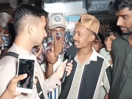 धुरंधर 2 च्या कमाईत पाकिस्तानी लोकांनी वाटा मागितला:म्हणाले- ₹500 कोटी ल्यारीच्या लोकांना द्या, पैशातून भागातील रस्ते बनतील