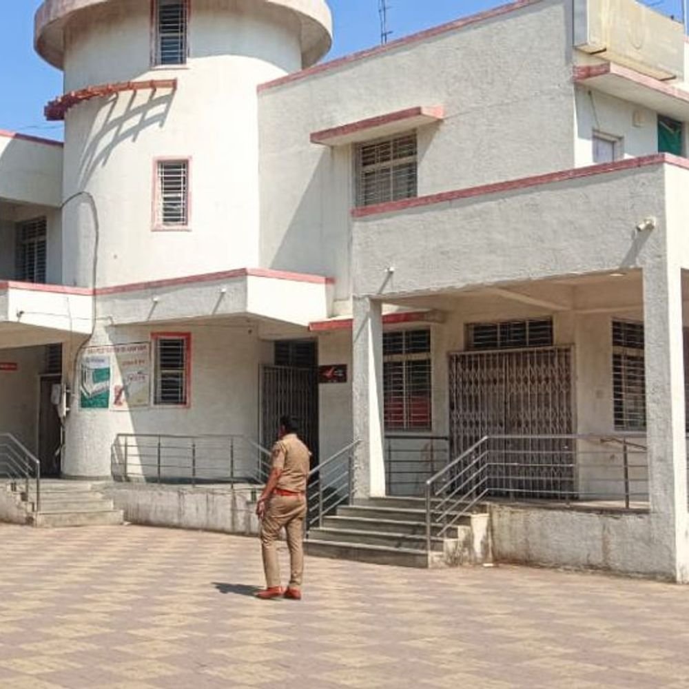 राज्यातील टपाल अन् पासपोर्ट कार्यालये बॉम्बने उडवण्याची धमकी:सायनाईड मिश्रित आरडीएक्स असल्याच्या ईमेलने खळबळ, यंत्रणा सतर्क