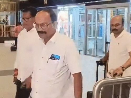 ओडिशात काँग्रेसचे रिसॉर्ट पॉलिटिक्स:राज्यसभा निवडणुकीपूर्वी हॉर्स ट्रेडिंगची भीती, 8 आमदार बंगळुरूला पाठवले; शिवकुमारांची देखरेख