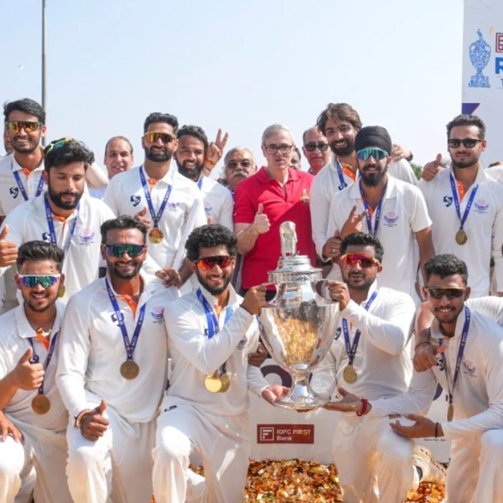 डोमेस्टिक 2026-27 मध्ये 1788 सामने खेळले जातील:दिलीप ट्रॉफीने हंगामाची सुरुवात होईल; रणजी ट्रॉफी दोन टप्प्यांत खेळली जाईल