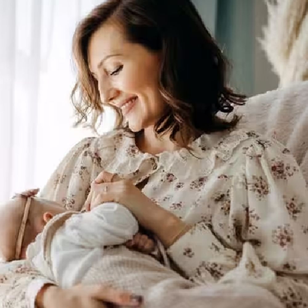 ‘परफेक्ट आई’ बनण्याचा दबाव:देशातील 22% माता नैराश्यात, नेहमी आनंदी राहण्याचा दबाव धोकादायक