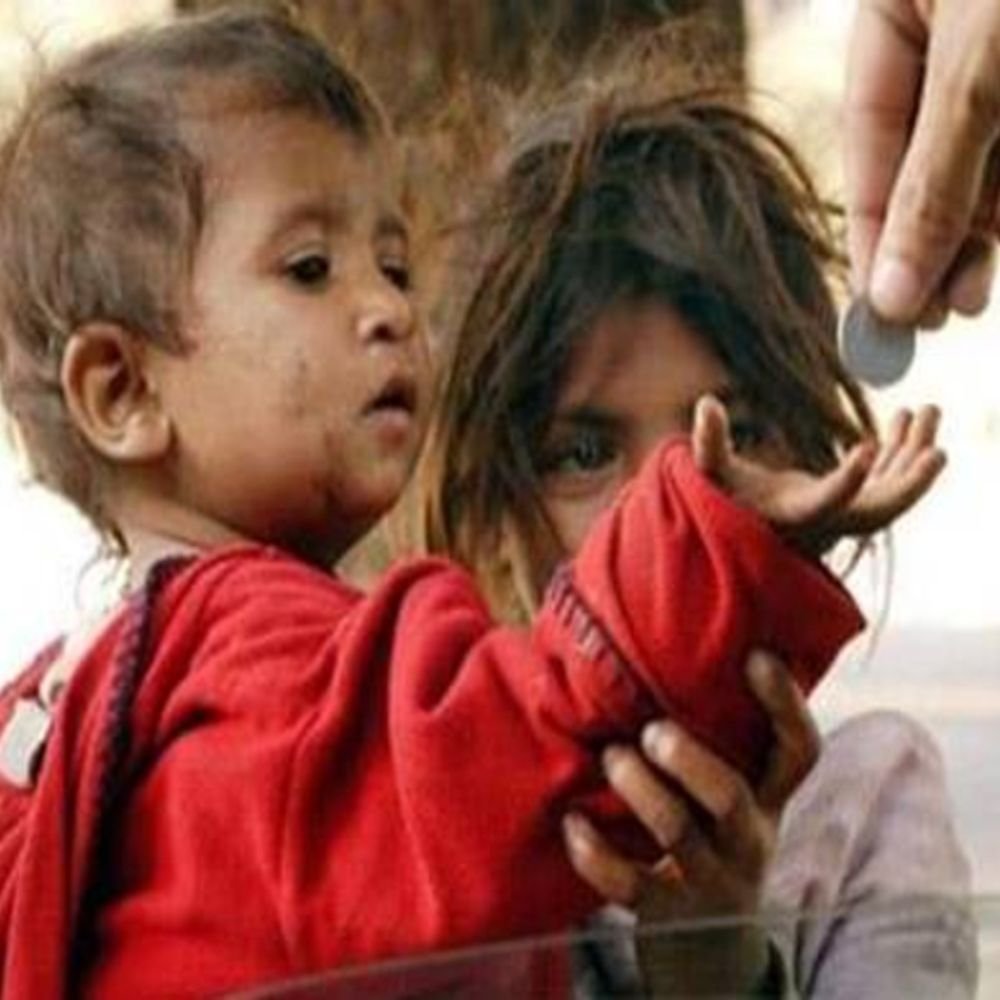भिक्षावृत्तीत गुंतलेली मुले:देशभरात 14 वर्षांपर्यंतचे 45 हजार भिकारी; उत्तर प्रदेशात सर्वाधिक 10 हजार मुले, राजस्थान दुसऱ्या क्रमांकावर