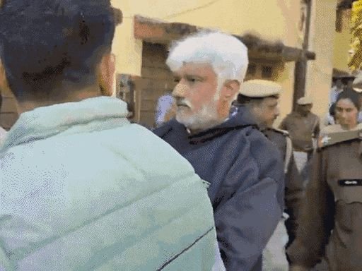 चित्रपट निर्माता विक्रम भट्ट व त्यांच्या पत्नीची जामीन याचिका फेटाळली:HCने मानले - या स्तरावर सुविधा देणे योग्य नाही, कोट्यवधींच्या फसवणुकीचे प्रकरण