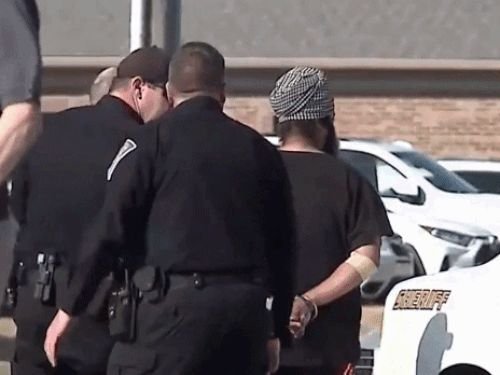 अमेरिकेत पंजाबी चालकाची 3 गाड्यांना धडक:ट्रकने रेड लाईट ओलांडली, एका व्यक्तीचा मृत्यू; बेकायदेशीरपणे परदेशात पोहोचला होता