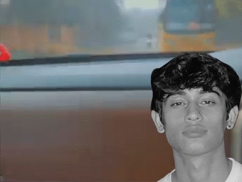 दिल्लीत स्कॉर्पिओ-बाईकच्या धडकेच्या आधीचा व्हिडिओ:दावा- अल्पवयीन आरोपीची बहीण रील बनवत होती; साहिल अचानक गाडीसमोर आला