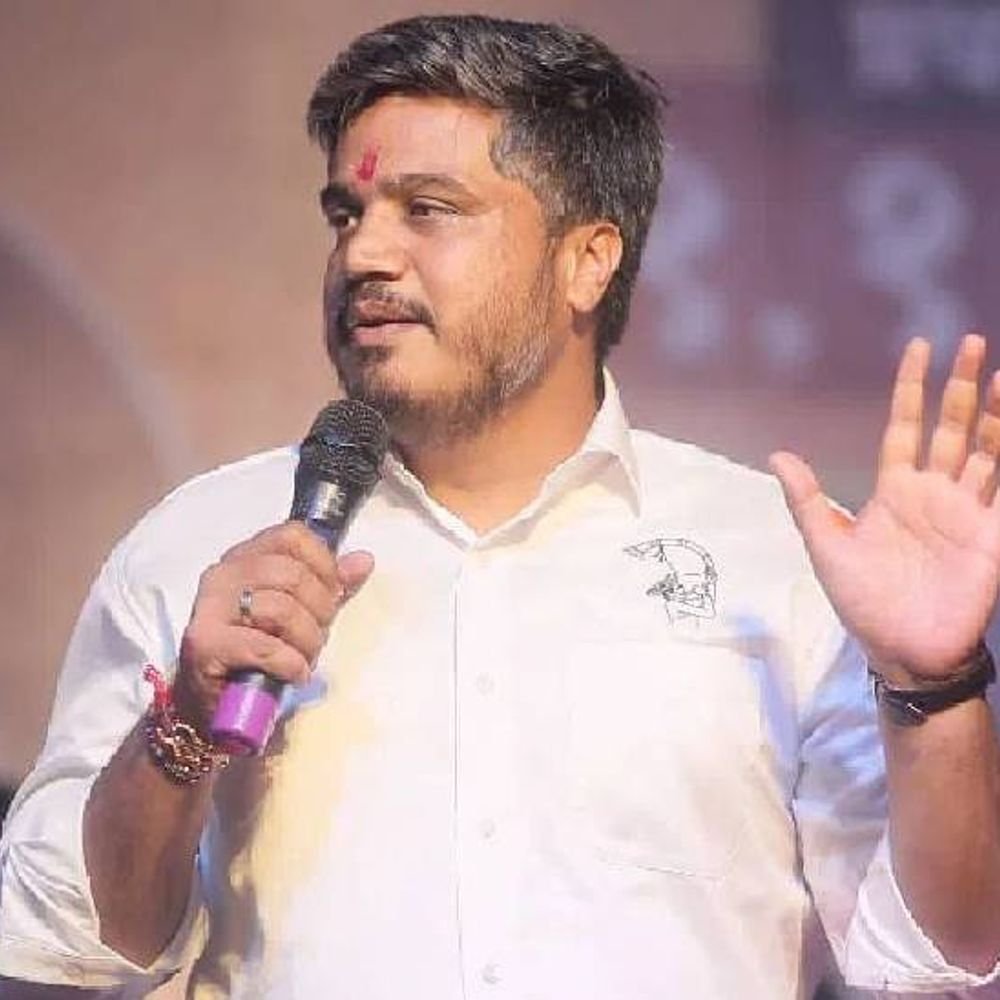भाजपमध्ये शीतयुद्ध, शिंदेंना‎ केंद्राचा पूर्ण पाठिंबा- पवार‎:फुटीर खासदारांना प्रत्येकी 60 ते 90 कोटी मिळाल्याचा दावा‎