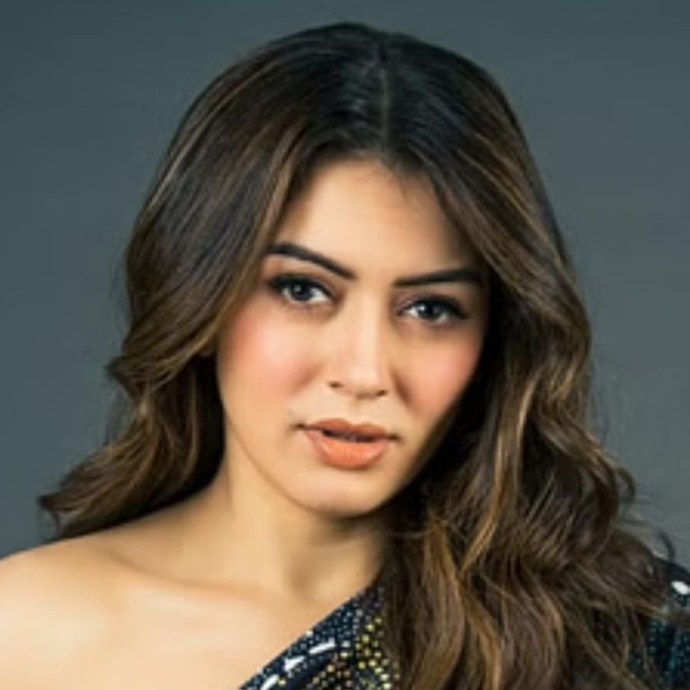 घटस्फोटानंतर खचली होती अभिनेत्री हंसिका मोटवानी:आयुष्यातील अंधाऱ्या टप्प्यातून गेली, कुटुंब आणि थेरपीमुळे बळ मिळाले