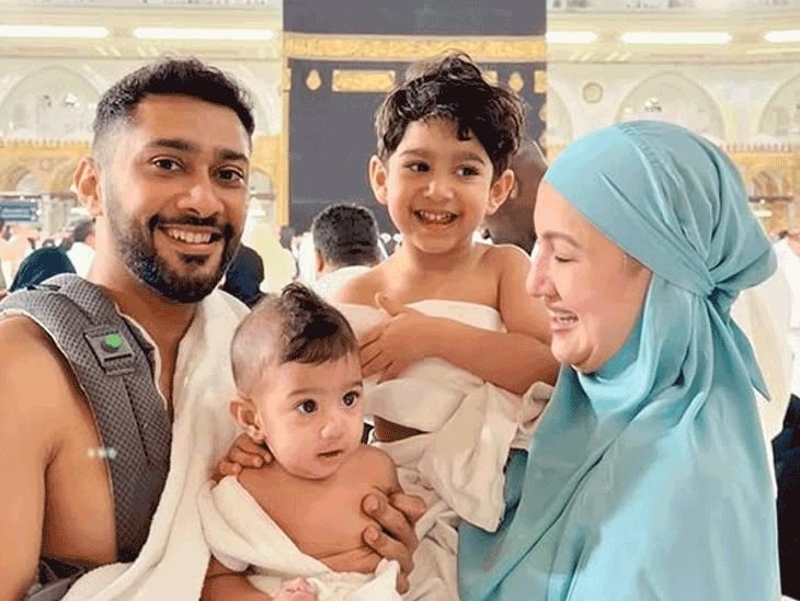 गौहर खानने धाकटा मुलगा फरवानची पहिली झलक दाखवली:मक्का यात्रेचे फोटो शेअर केले, पती जैद दरबार आणि दोन्ही मुले सोबत दिसले