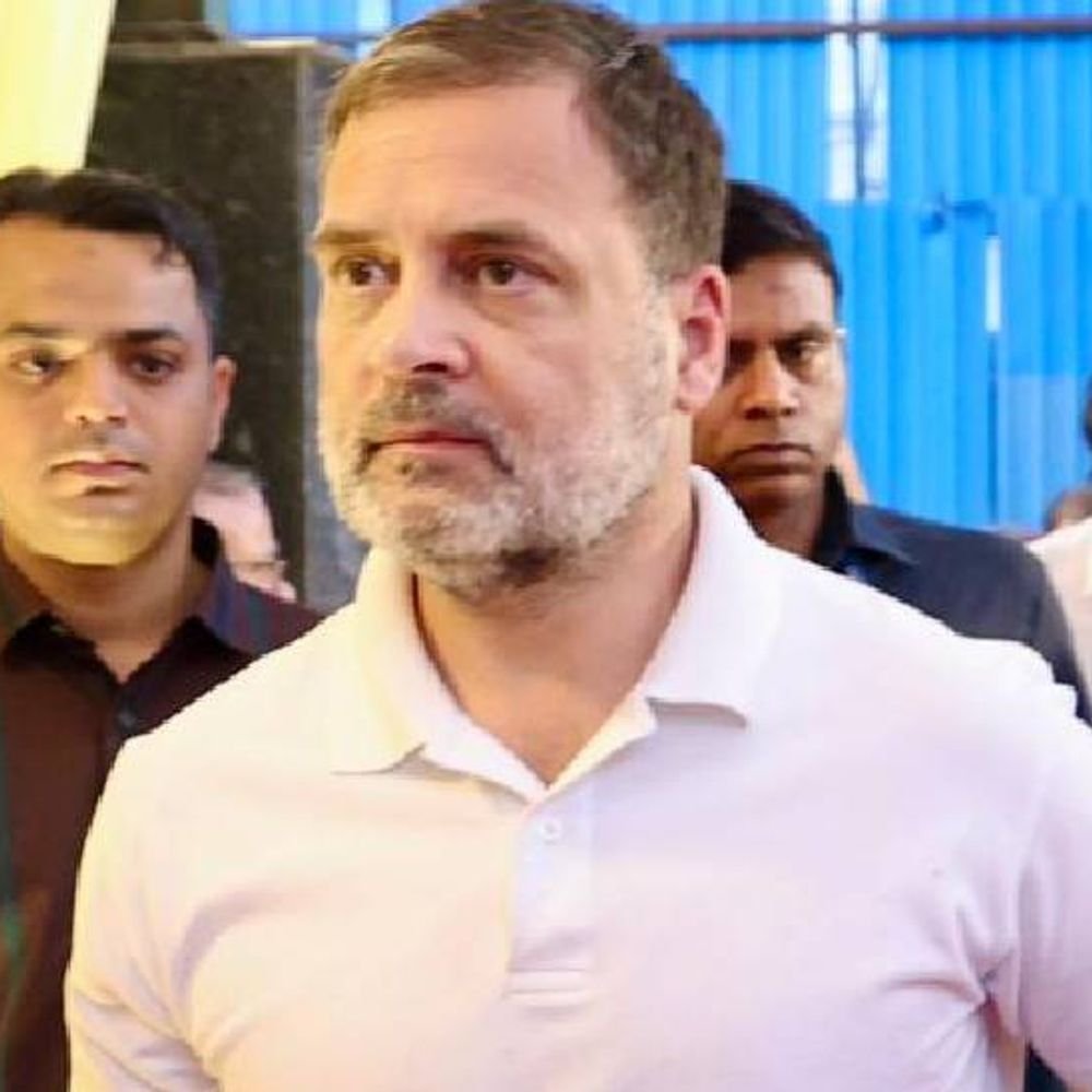 स्वातंत्र्यवीर सावरकर मानहानी प्रकरणात राहुल गांधींना मोठा दिलासा:फिर्यादीने तक्रार मागे घेतली; विरोधातील कार्यवाही रद्द